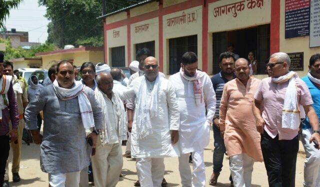 ‘किसानों पर लाठीचार्ज कर जेल भेजना निंदनीय कृत्य’ पूर्व विधायक अजय राय ने सरकार व प्रशासन पर लगाए गंभीर आरोप