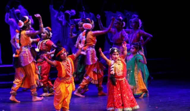 जिसने देखा अवाक रहा, जो चूका उसकी सोच से भी बाहर, ‘दिव्य कला शक्ति’ कार्यक्रम में दिव्यांग बच्चों की अनोखी प्रस्तुति