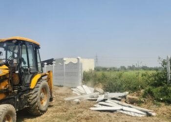 एसडीएम ने मुक्त कराई सरकारी जमीन लेखपाल के खिलाफ भी जांच के आदेश