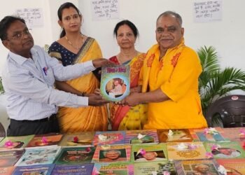 लखनऊ में गायत्री ज्ञान मंदिर का 388वाँ युगऋषि वाङ्मय की स्थापना