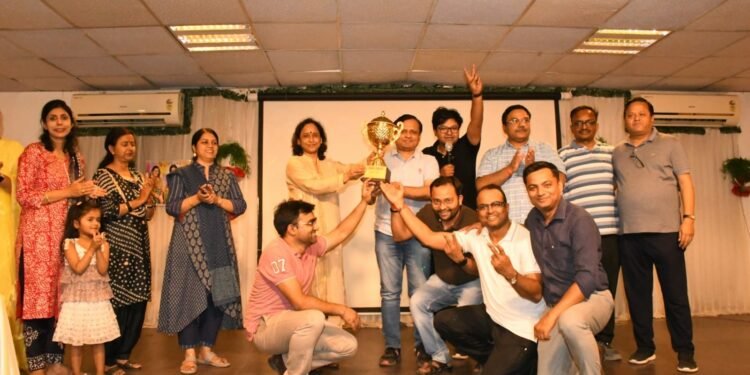 दिलकश टाइगर्स ने ओवरआल डिवीजनल चैंपियंस का खिताब जीता