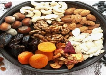 महिलाएं: नट्स की प्रचुर मात्रा रोजाना खायें, दिन भर रहेंगी एनर्जेटिक और आयरन में होगा सुधार