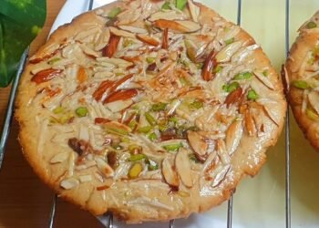 चाहे ओवन में बनायें या तवे पर शीरमाल की रेसिपी है बनने में बेहद आसान