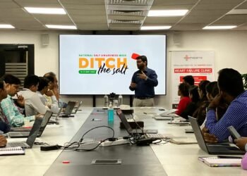 लखनऊ के चौधरी चरण सिंह एयरपोर्ट पर उच्च रक्तचाप जागरूकता कार्यक्रम आयोजित