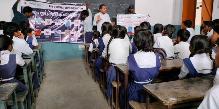 नगर निगम ने स्कूल में स्वच्छ्ता की पाठशाला का किया आयोजन