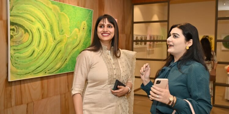 फ्लोरेसेंस आर्ट गैलरी के माध्यम से मेरे जीवन का एक सपना हुआ साकार: नेहा सिंह