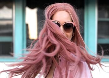 बालो से नही छूट रहा हेयर कलर, तो ट्राई करें बेकिंग सोडा ,जाने इस्तेमाल का तरीका