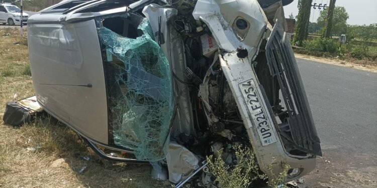 भीषण सड़क हादसे में चार की गई जान, दो गम्भीर घायल
