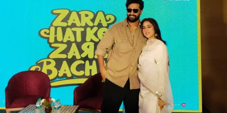 जरा हटके जरा बचके के प्रमोशन के सिलसिले में नवाबों के शहर, लखनऊ पहुँचे विक्की-सारा