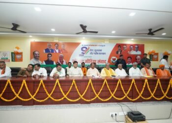 भारत को समृद्ध बनाने व व्यापारियों के हितों के लिए प्रधानमंत्री की सोच दूरदर्शी:एके शर्मा