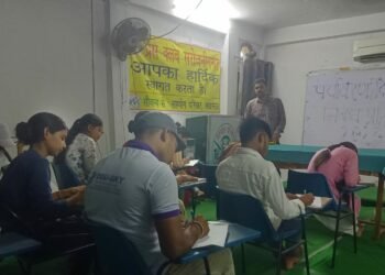 विश्व पर्यावरण दिवस की पूर्व संध्या पर प्रेस क्लब सरोजनीनगर व सहयोग परिवार की संयुक्त निबन्ध प्रतियोगिता