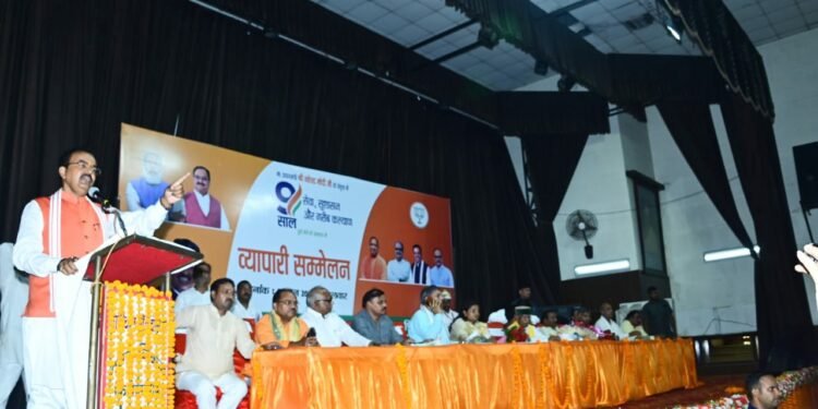 हर स्तर पर व्यापारियों को दिया जा रहा है प्रोत्साहन और  प्रोटेक्शन: केशव प्रसाद मौर्य