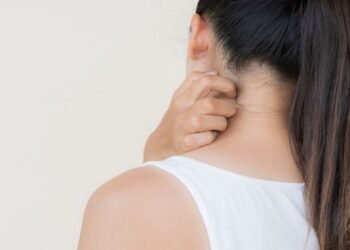 Skin Care: गर्मी और पसीने से होने वाली खुजली ने कर दिया है बुरा हाल…तो अपनाएं ये घरेलू नुस्खे