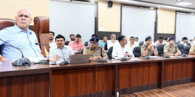 ट्रांसपोर्ट नगर योजना के अवशेष किसानों को वर्तमान रेट से दें मुआवजा : मुख्यमंत्री