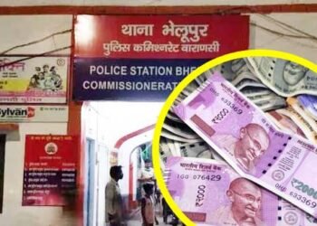 Varanasi: नोटों से भरा बोरा मिलने से मचा हडकंप, फिर…