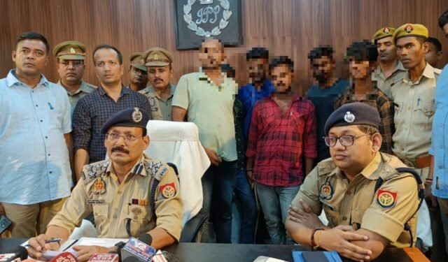 लूट की घटनाओं का पर्दाफाश, पुलिस ने 6 शातिर लूटेरों को किया गिरफ्तार