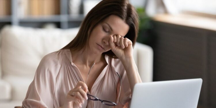 गर्मी में शरीर में होने वाली थकान और आलस को दूर करने के लिए अपनाएं ये 5 घरेलू आसन उपाय