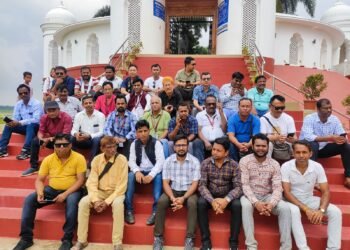 अंतर्राष्ट्रीय योग दिवस को सफल बनाने के लिए हर घर आंगन योग के उद्देश्य से योगाभ्यास