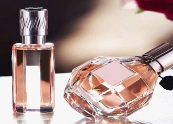 इन 4 एसेंशियल ऑयल को परफ्यूम की तरह कर सकते हैं इस्तेमाल