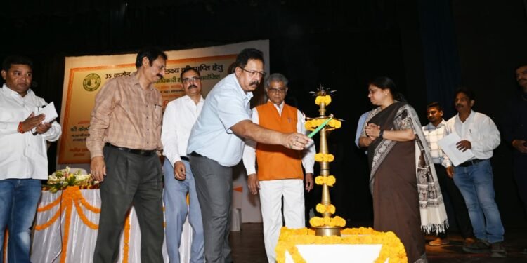 35 करोड़ वृक्षारोपण किए जाने पर विचार-विमर्श कार्य शाला का आयोजन