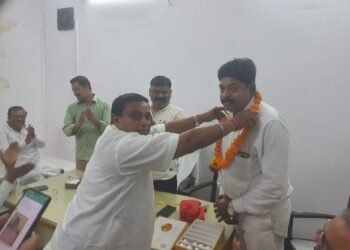 अध्यक्ष व कार्यकारी अध्यक्ष चुने जाने पर पदाधिकारियों का लखनऊ में हुआ स्वागत