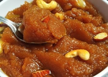 गर्मियों में बनाना है मीठा,तो बनायें 15 मिनट में मूंगदाल हलवा की Quick Recipe