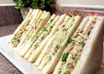 ट्राई कीजिए 3 तरह से-वेज मेयोनीज़ सैन्डविच