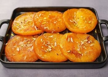 आटे से बने आम के सॉफ्ट-सॉफ्ट व रसभरे मालपुआ रेसिपी