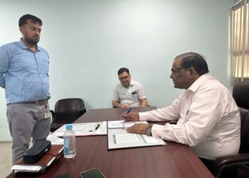 अपर परिवहन आयुक्त ने इंस्पेक्शन एवं सर्टिफिकेशन सेन्टर का किया औचक निरीक्षण