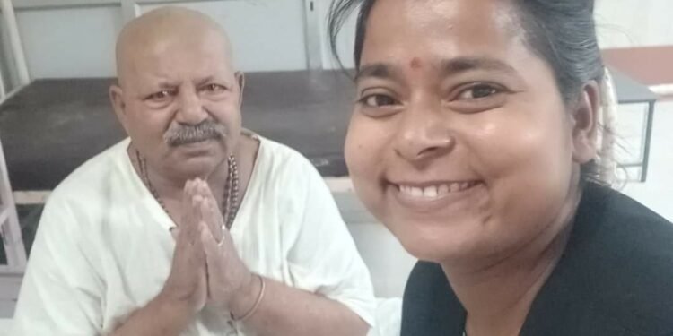 श्रीराम भारद्वाज को ज्योति राजपूत ने परिवार से मिलवाया