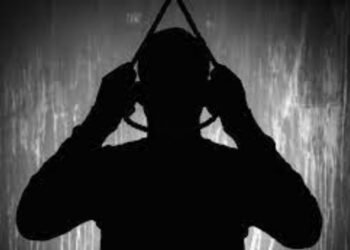 Varanasi suicide news