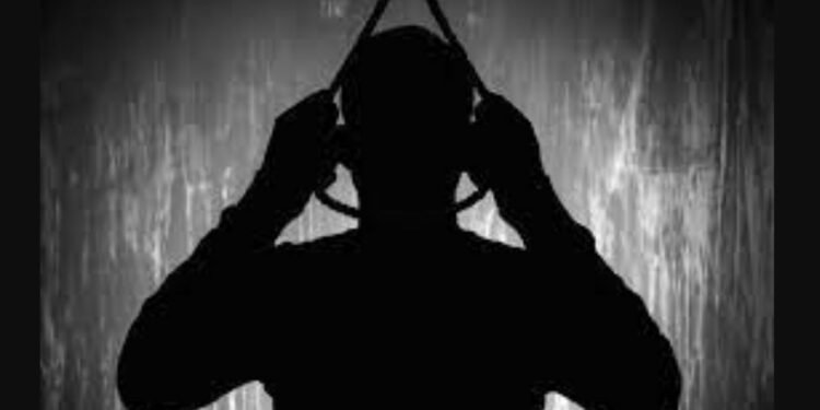 Varanasi suicide news