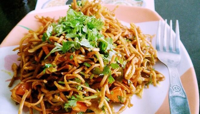 बनाइए Indian Street Food Crispy Noodle Veg -चाइनीज़ भेल Recipe