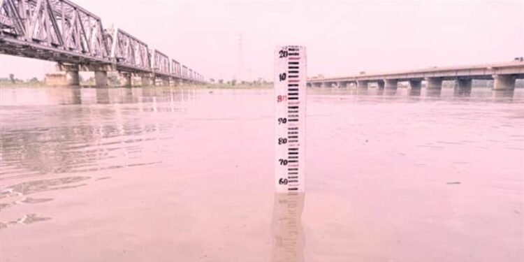 Ganga's water level Increased