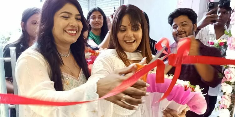 जीनेल्स मेकओवर