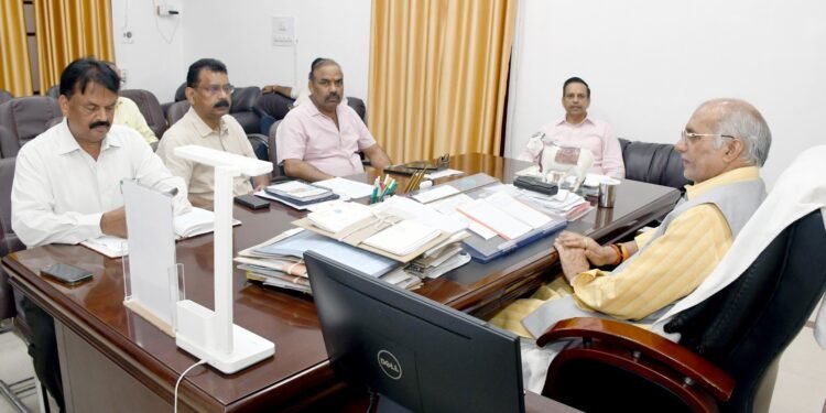 लखनऊ: गोसंरक्षण कार्यों में लापरवाही या उदासीनता बर्दाश्त नहीं की जायेगी:मंत्री धर्मपाल सिंह