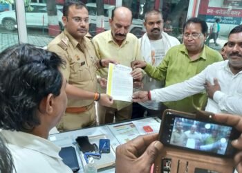 lucknow: पीएनसी कंपनी की लापरवाह कार्य शैली से कानपुर रोड पर रोज लगता है जाम 