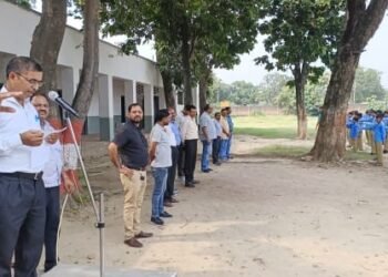 lucknow:एलआरएसएस इंटर कॉलेज में स्वच्छता पखवाड़ा के तहत दिलाई गई स्वच्छता की शपथ