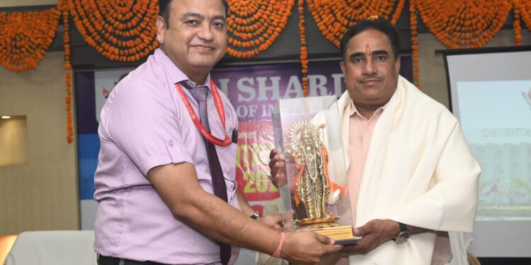 lucknow:श्री शारदा कालेज में नवप्रवेशित छात्र-छात्राओं के आगमन पर ओरिएंटेशन का आयोजन