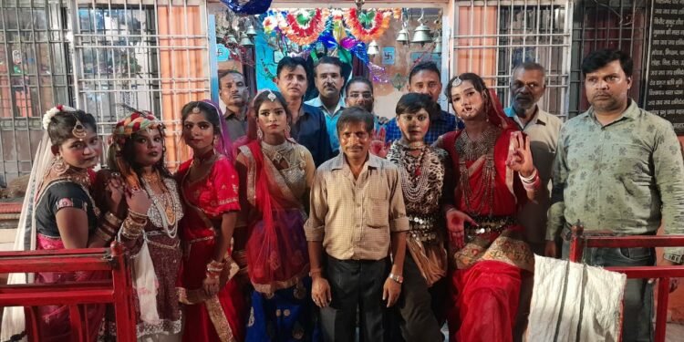 lucknow: काफी धूमधाम से मनाई गई श्रीकृष्ण भगवान की छठी, आयोजित हुआ भंडारा