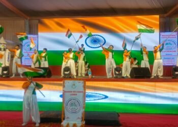 lucknow: महर्षि के आदर्शों पर चलकर ही विश्व शांति स्थापित की जा सकती है: डॉ0 नीरज बोरा