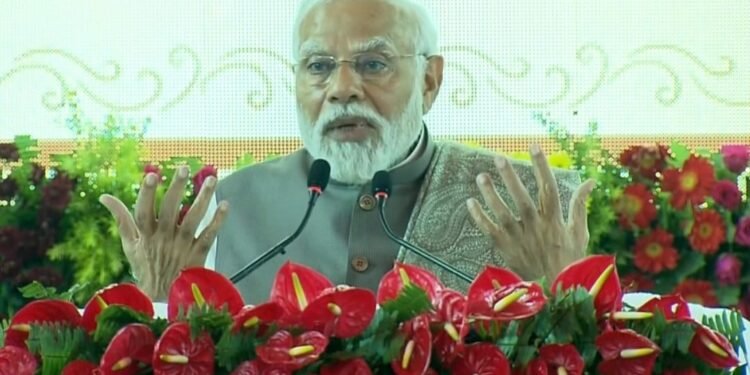 Sankalp Yatra: ’25 वर्षों में भारत बनेगा विकसित वटवृक्ष’ वाराणसी में बोले पीएम मोदी