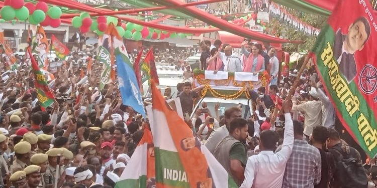 Dimpal-Priyanka Road Show