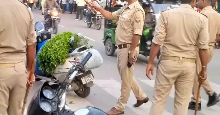 Varanasi Police Alert