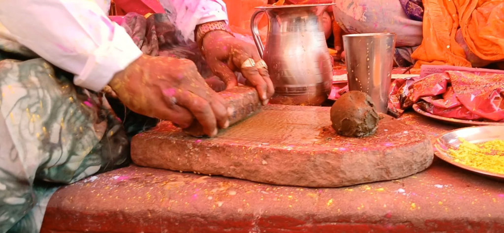 Varanasi Holi Special