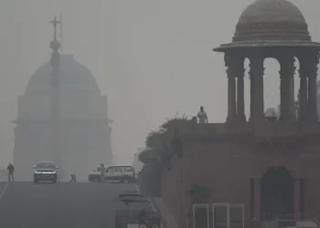 Delhi primary schools to reopen on Wednesday; curbs over air pollution lifted