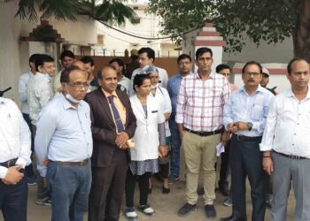 चिकित्सकों से अभद्रता करने वालों के खिलाफ पुलिस दर्ज करे मुकदमाः डॉ० राधेश्याम