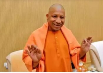 जनजातियों के समग्र विकास के लिए केन्द्र-राज्य सरकार प्रतिबद्ध: योगी