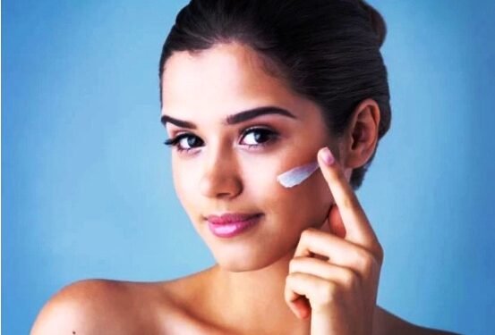 Some important tips for skin care in the changing season