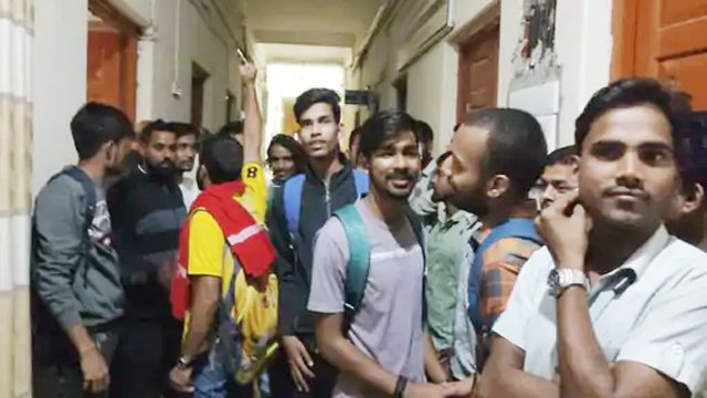 protest in bhu campus arts faculty jst